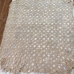 Amazing handmade crochet tablecloth